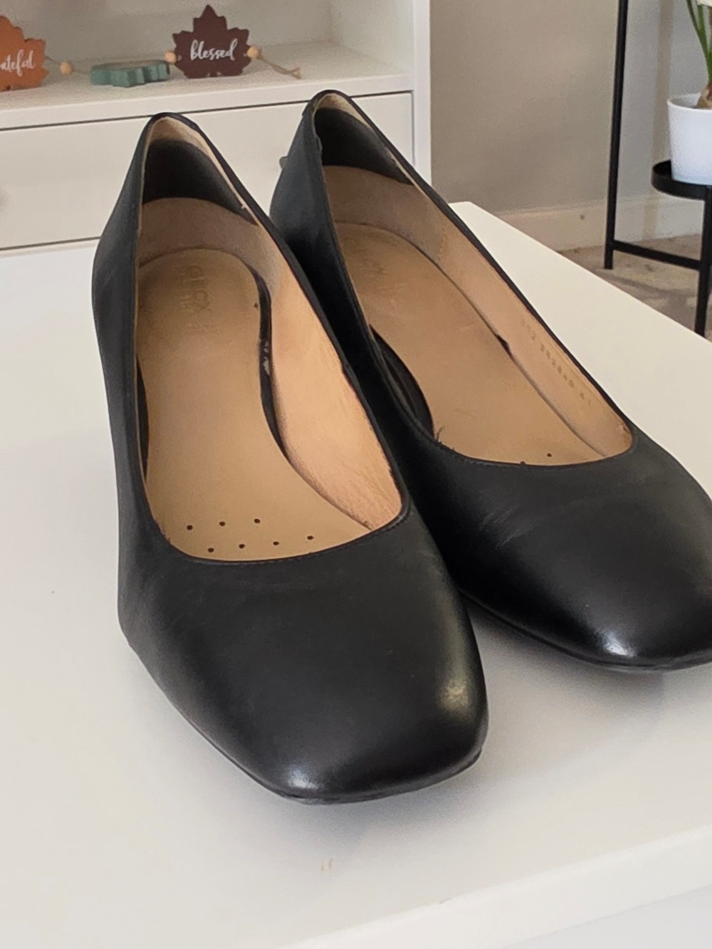 Geox Black Leather Pumps with Snakeskin Block Heel Size 41 - Picture 2 of 8